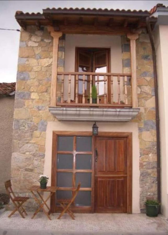 Vila Casa Rural La Casina Sariego Exteriér fotografie